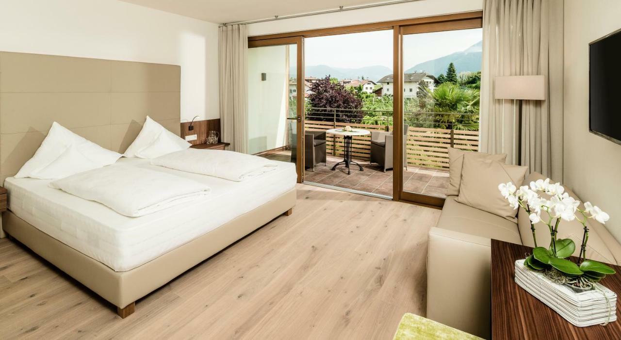 Hotel Girlanerhof Eppan an der Weinstraße Exteriör bild